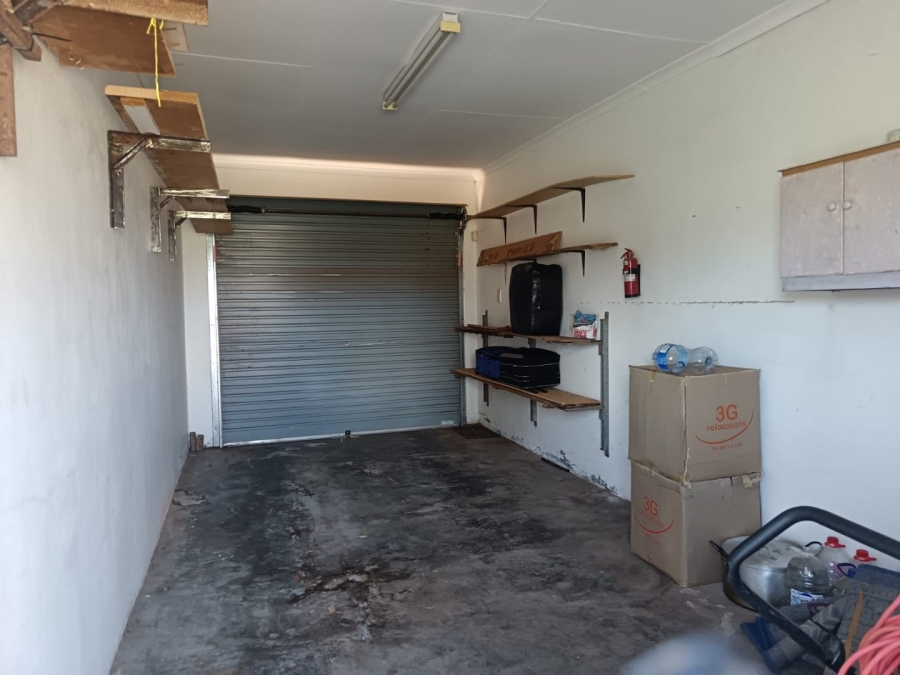 2 Bedroom Property for Sale in Riviera Northern Cape